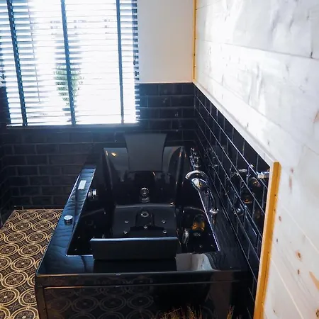 Szálloda Alpenliebe - Sauna & Whirlpool - Inzell