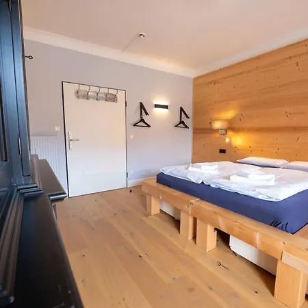 Hotel Alpenliebe - Sauna & Whirlpool - Inzell